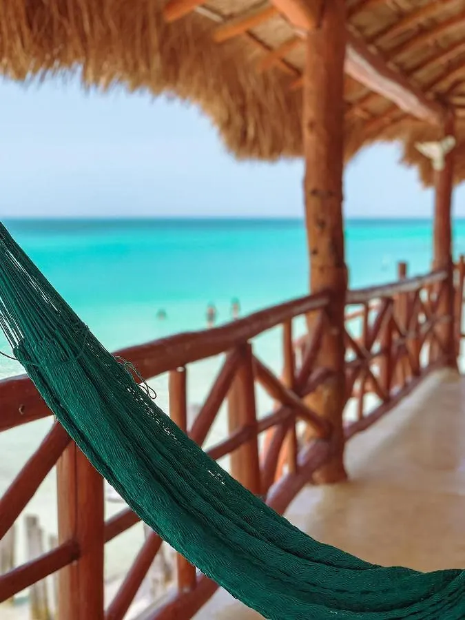 Golden Paradise Beach Isla Holbox Μεξικό