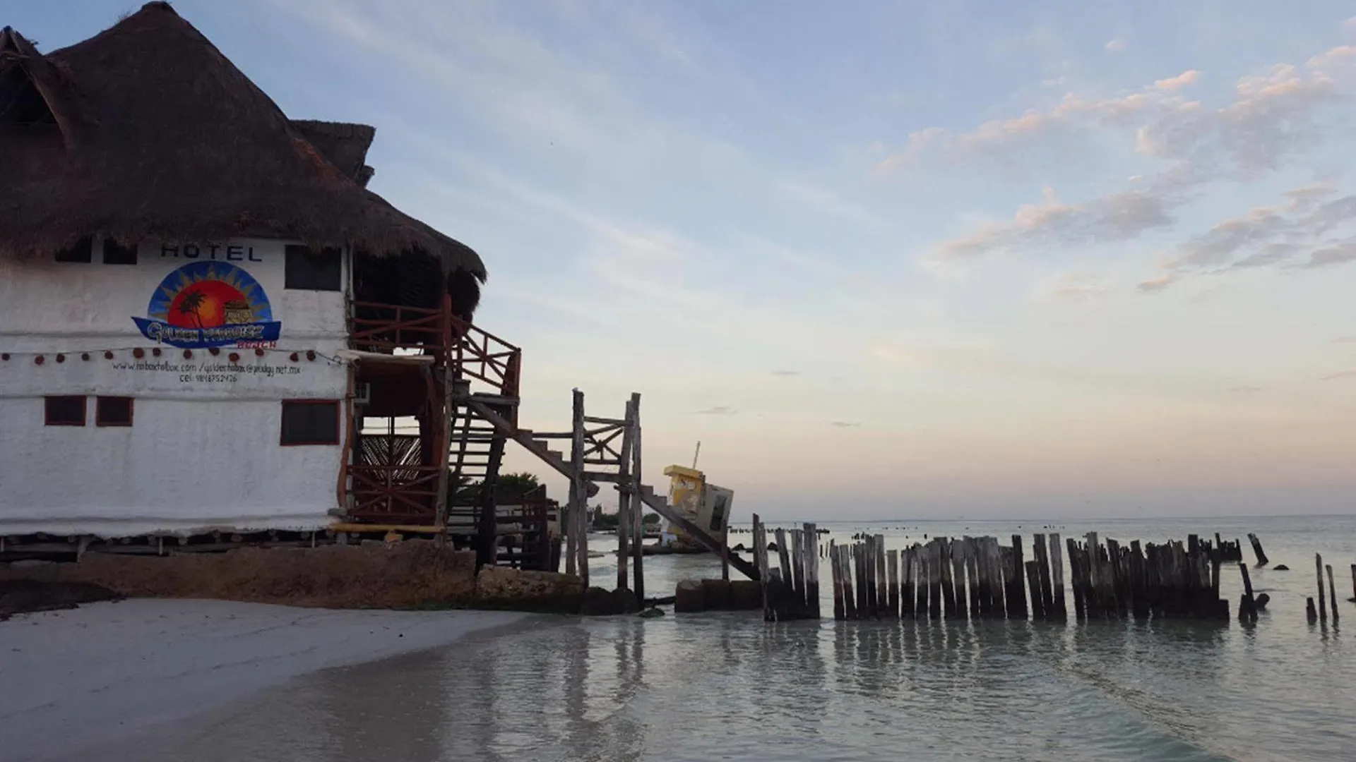 Golden Paradise Beach Isla Holbox Hotel
